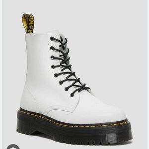 Dr Martens Jason Boot Smooth Leather Platforms- White